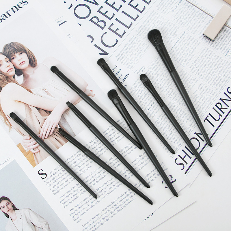 8Pcs Black Eyeliner Makeup Brush Set