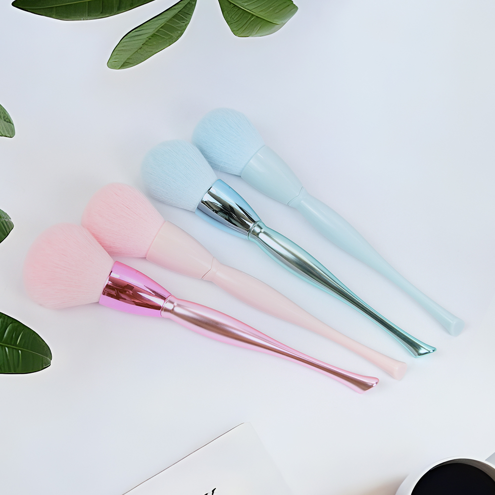 Big Fan Soft Foundation Concealer Blusher Brush Synthetic Fiber Makeup Brushes