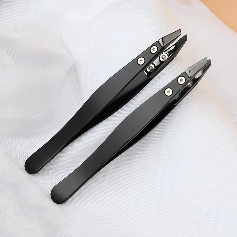 Best Eyelash Tweezers For Beginners