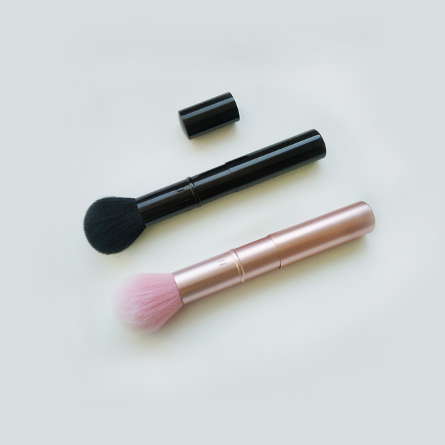 Portable Travel Retractable Blush Brush