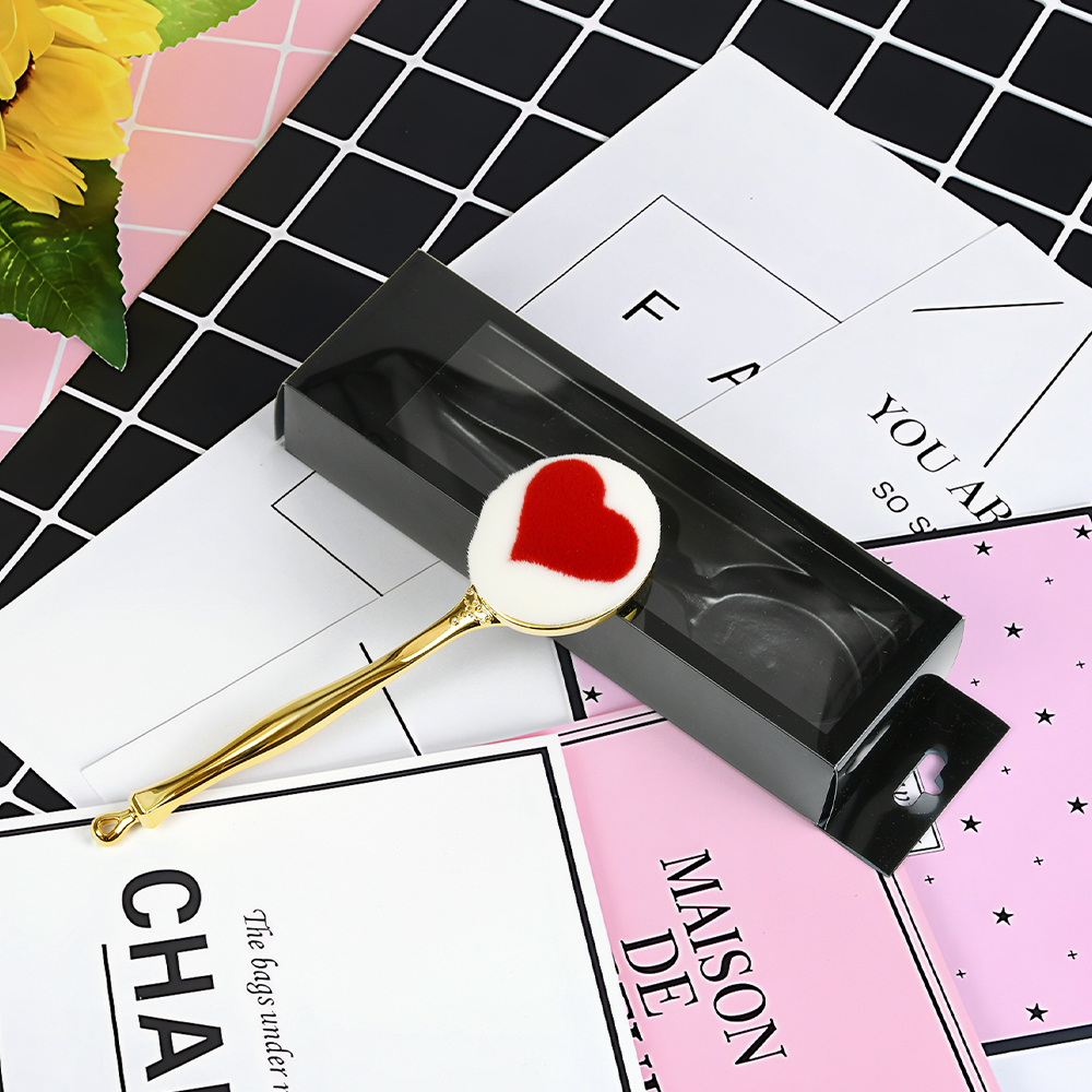 Synthetic Fiber Single Makeup Brush Liquid Cream Powder Foundation Brush with Heart Shape Pattern