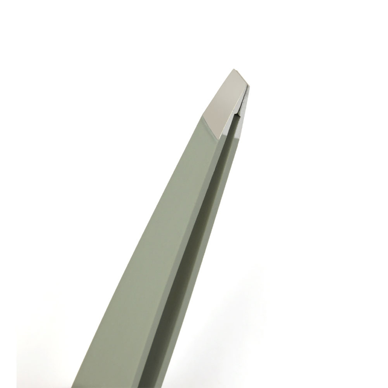 45 Degree Portable Eyebrow Tweezers