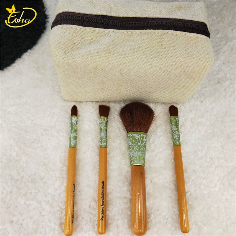 4 PCS Wooden Handle Makeup Brush Set