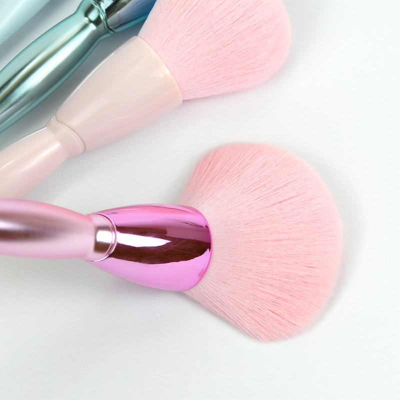 Super Soft Fluffy Powder Blush Makeup Brush