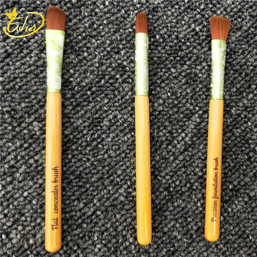 4 PCS Wooden Handle Makeup Brush Set