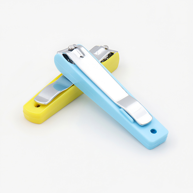 Nail Clipper with Colorful Plastic Covering