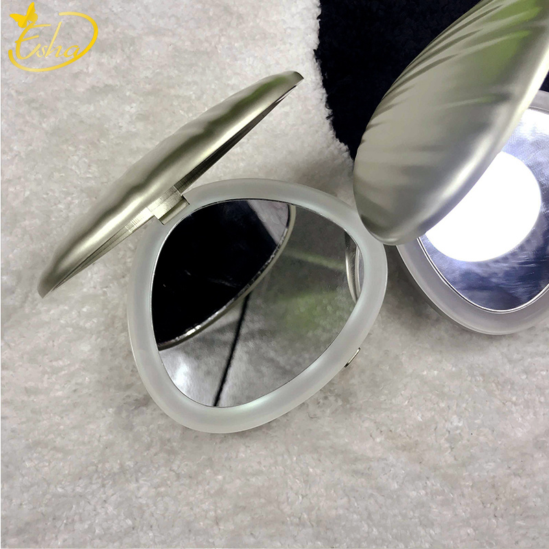 Beautiful Shell Shape Compact Mirror