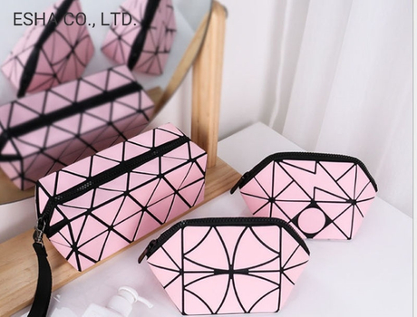 New-Pink-Rhombic-Folding-Handbag-Wash-Rinse-Portable-Cosmetic-Bag (1).jpg