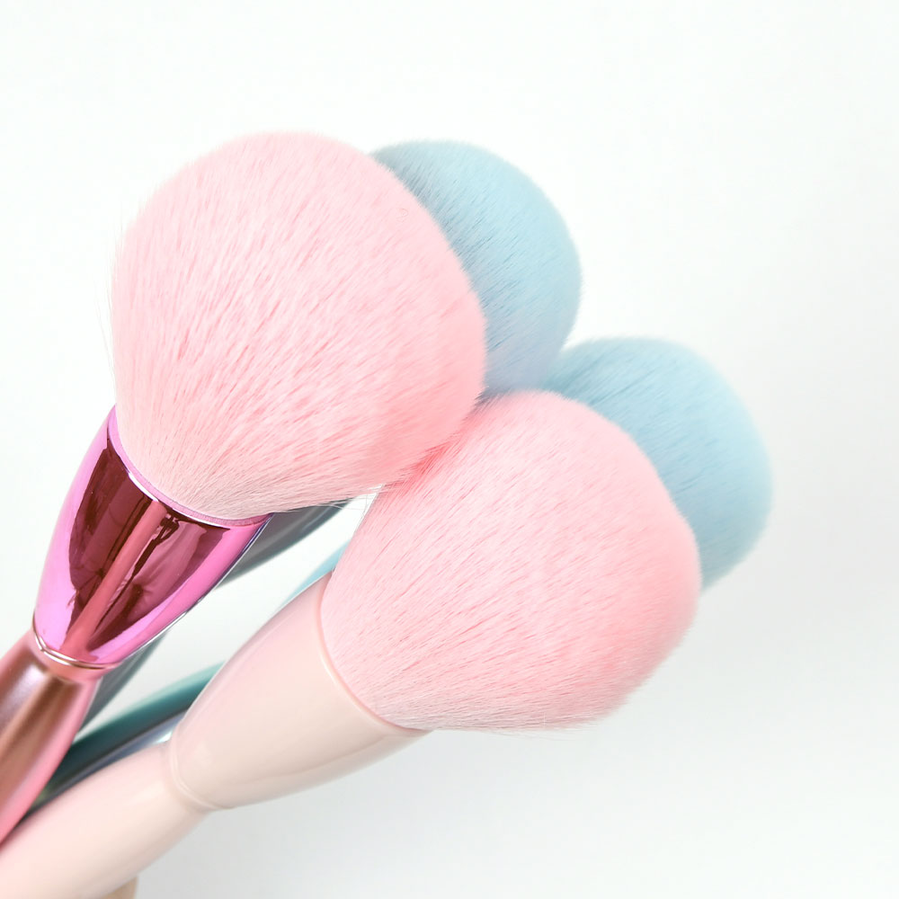 Super Soft Fluffy Oversized Powder Makeup Blush Brush
