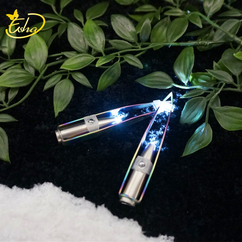 LED Illuminated Eyebrow Tweezers
