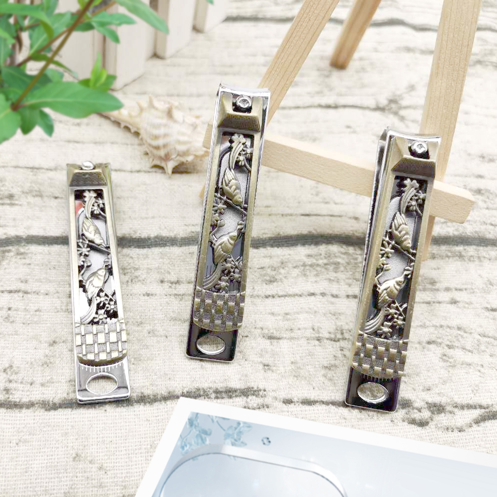 Creative Hollow Gold Pattern Manicure Trimmer