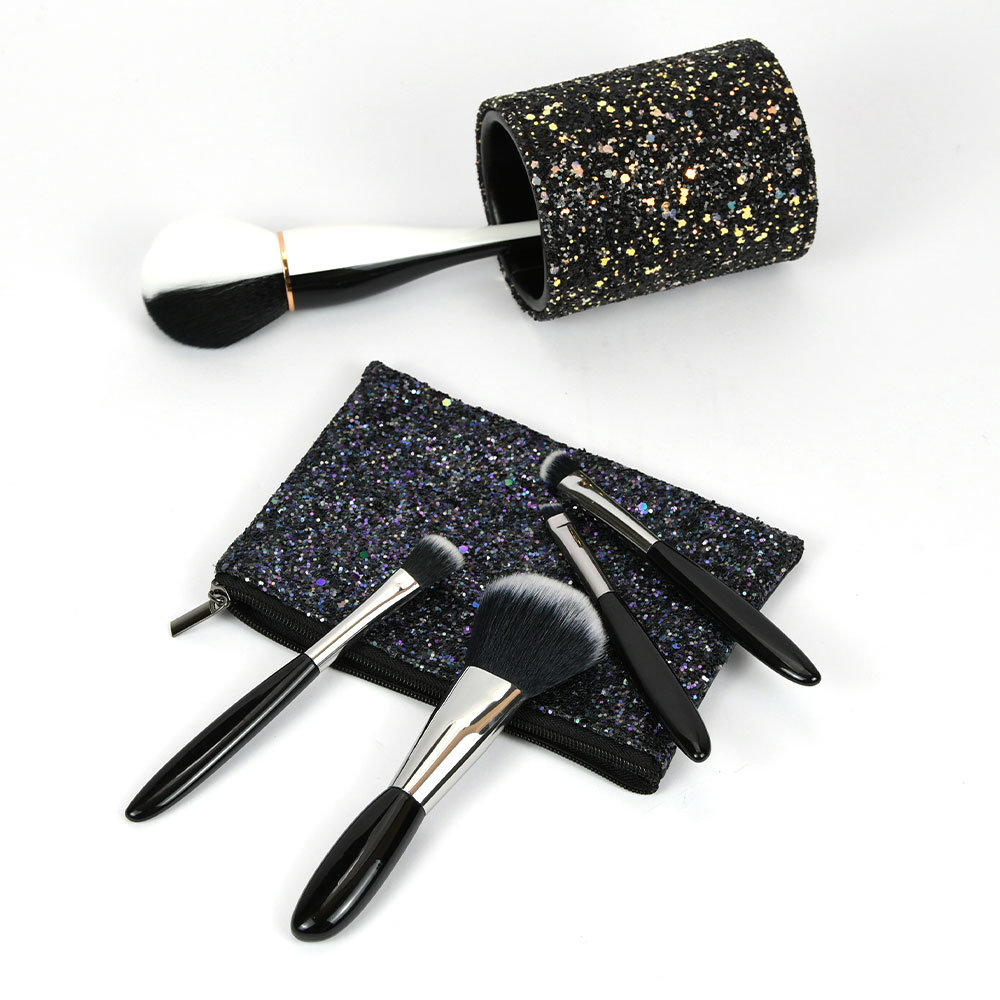 Synthetic Hair Cosmetic Brush For Women