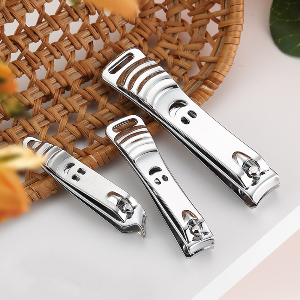 Smiley Face Manicure Trimmer Set