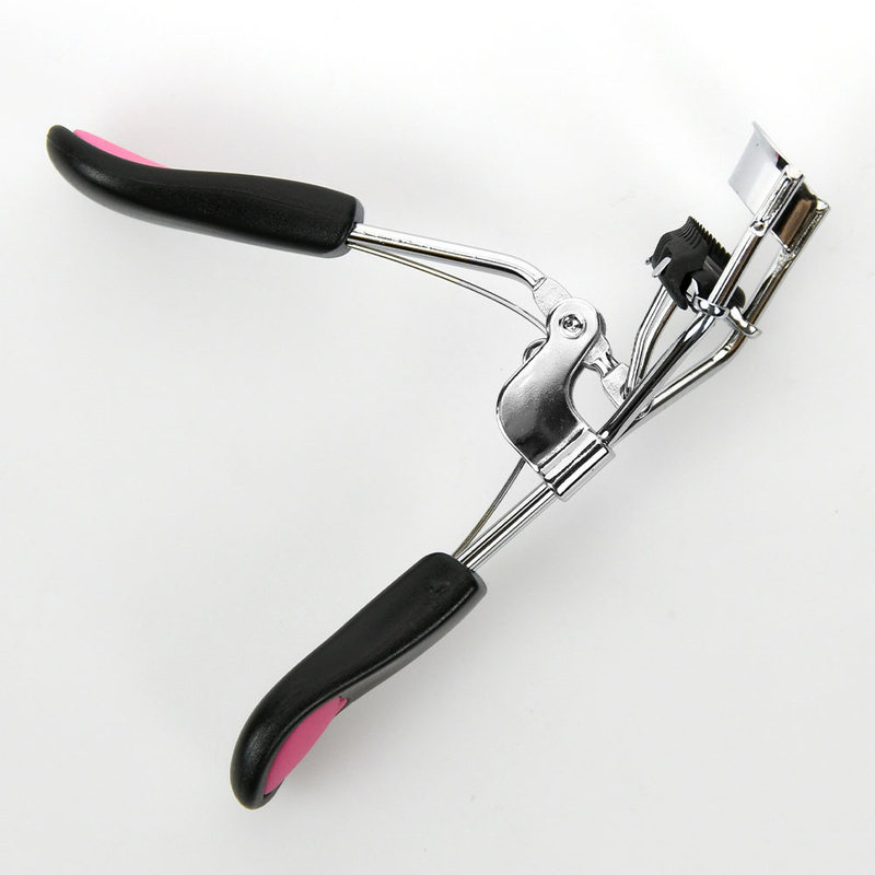 Pink Heart Handle Eyelash Curler With Built-in Comb