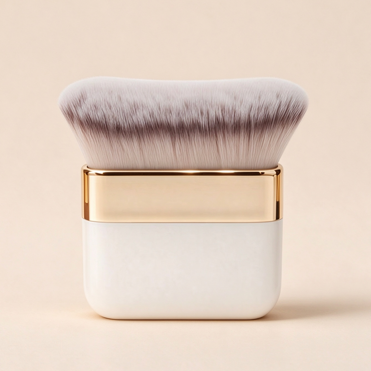 Private Label Curved Kabuki Body Foundation Brush For Self Tanning & Body Makeup